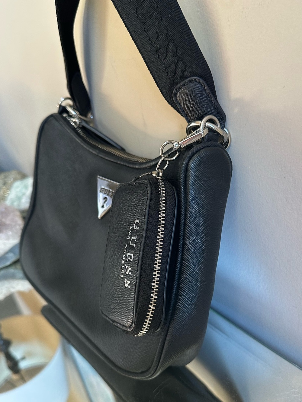 GUESS Black Shoulder Bag with Logo Triangle and Zip Charm - Picture 4 of 9